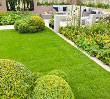 Home Mulch Installation & Delivery